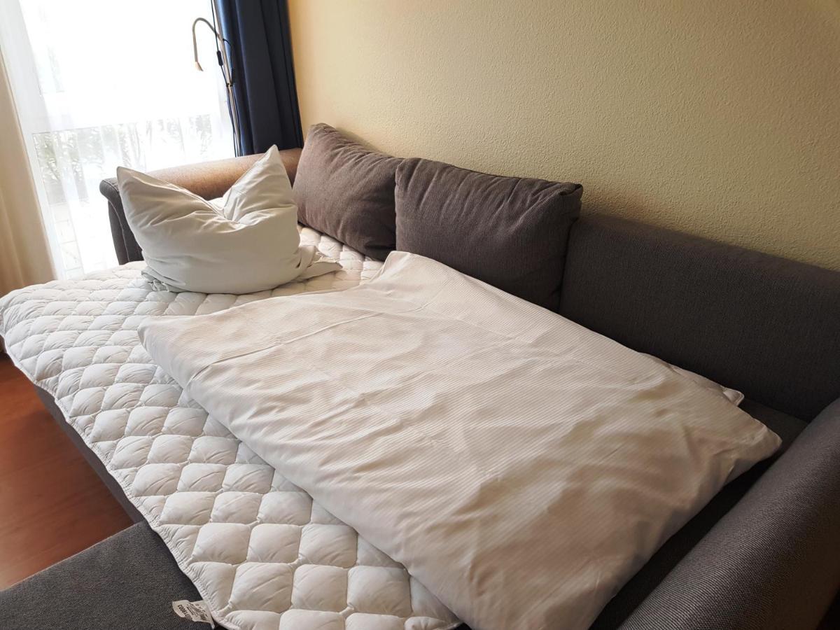 Ferienwohnung 5 Im Strandhaus Lobbe Ngoại thất bức ảnh