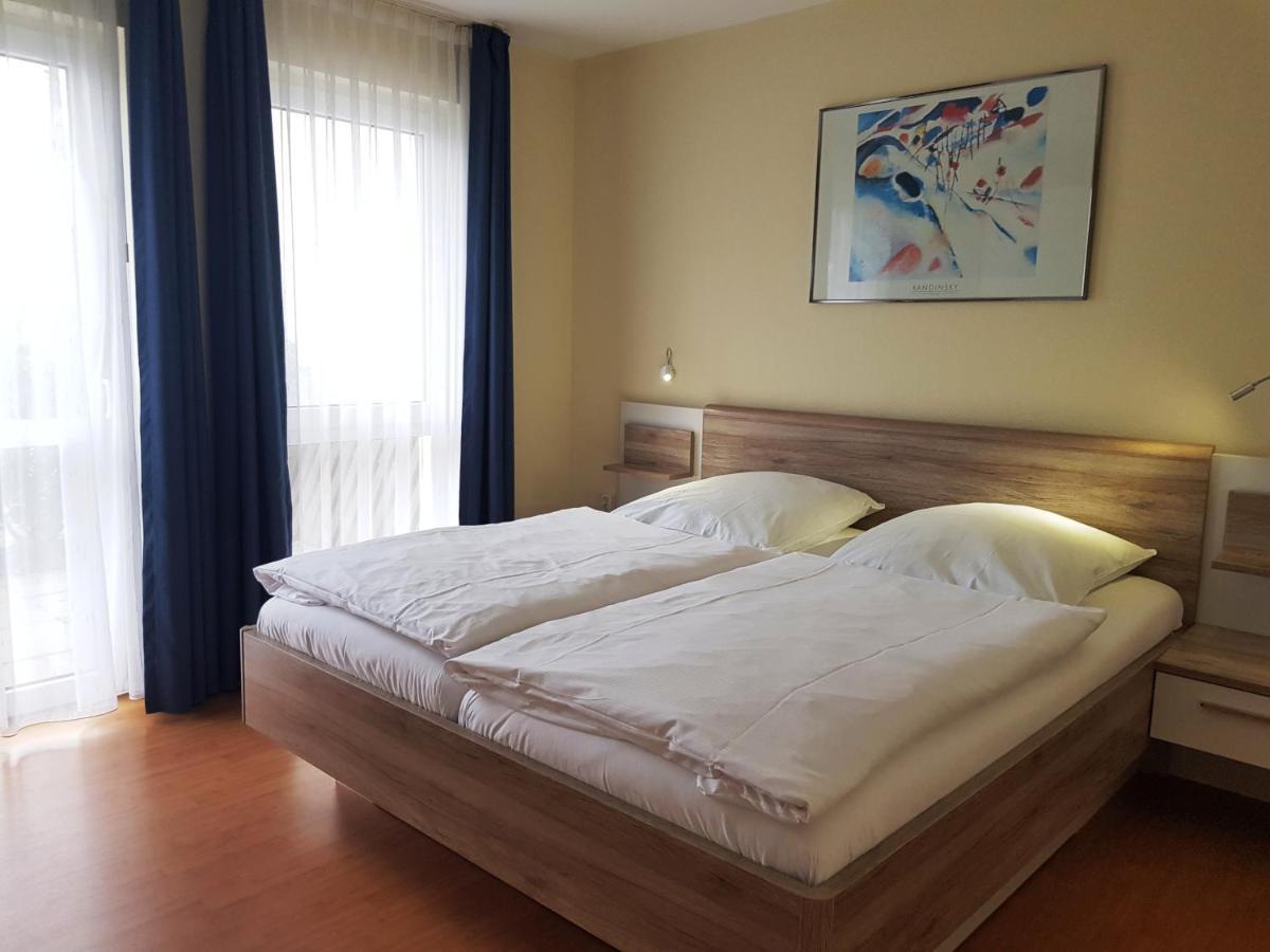 Ferienwohnung 5 Im Strandhaus Lobbe Ngoại thất bức ảnh